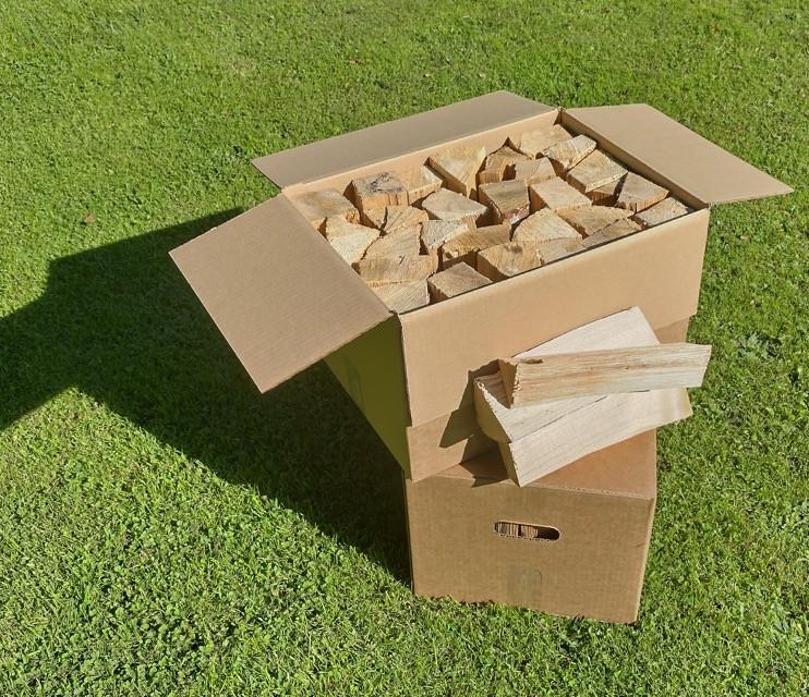 Beste Haardhout in Dozen; Droog en Direct Stookklaar
