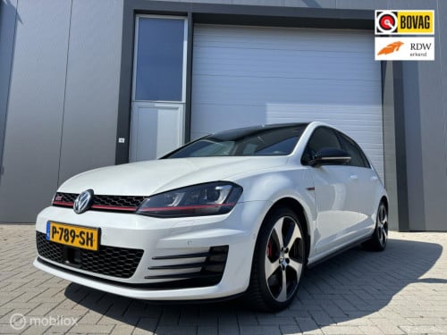 Volkswagen Golf 2.0 tsi gti performance,dsg, pano, acc