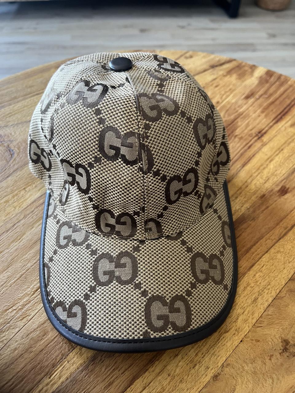 Designer petten