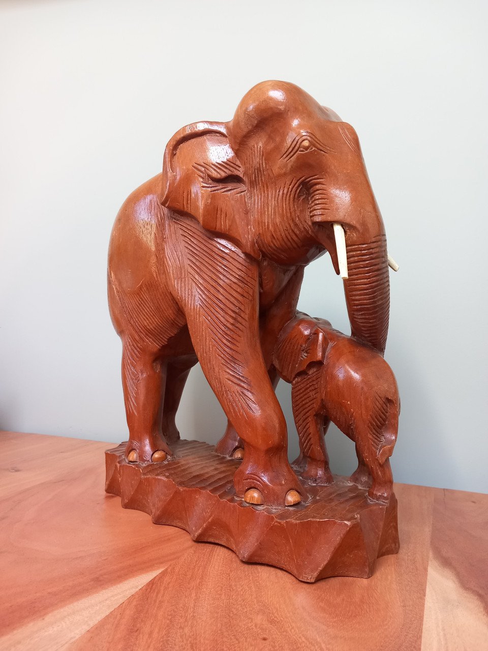 Massief Grote Houten Olifant! 5 kg!