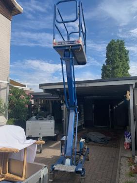 Lift Hoogtewerker powertower lift perfecte staat werkhoogte 5.4 steiger  •