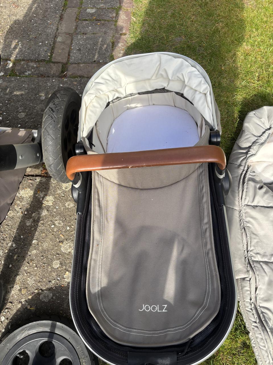 Joolz kinderwagen met reiswieg en voetenzak