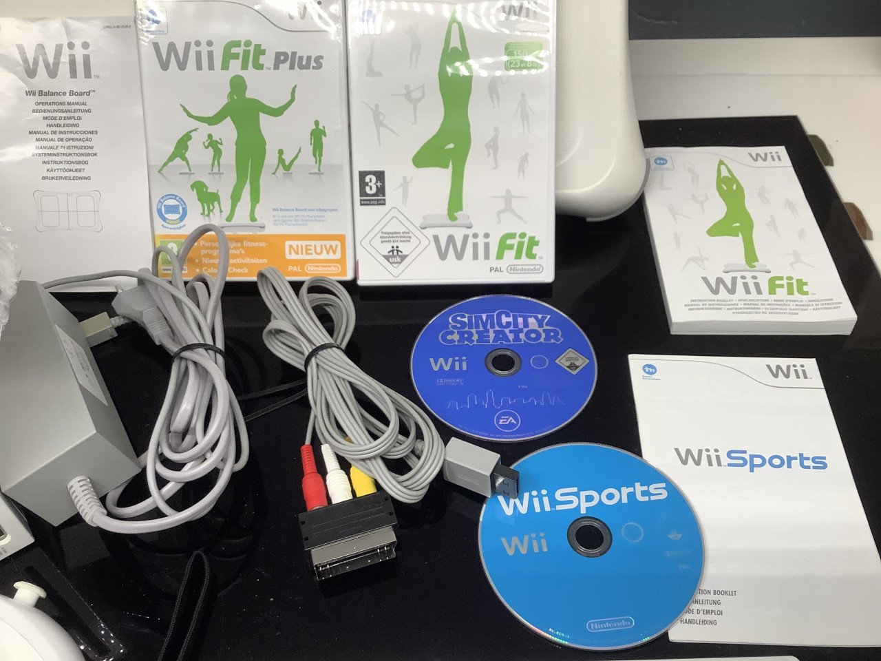 Nintendo Wii compleet, zonder doos met veel spellen.