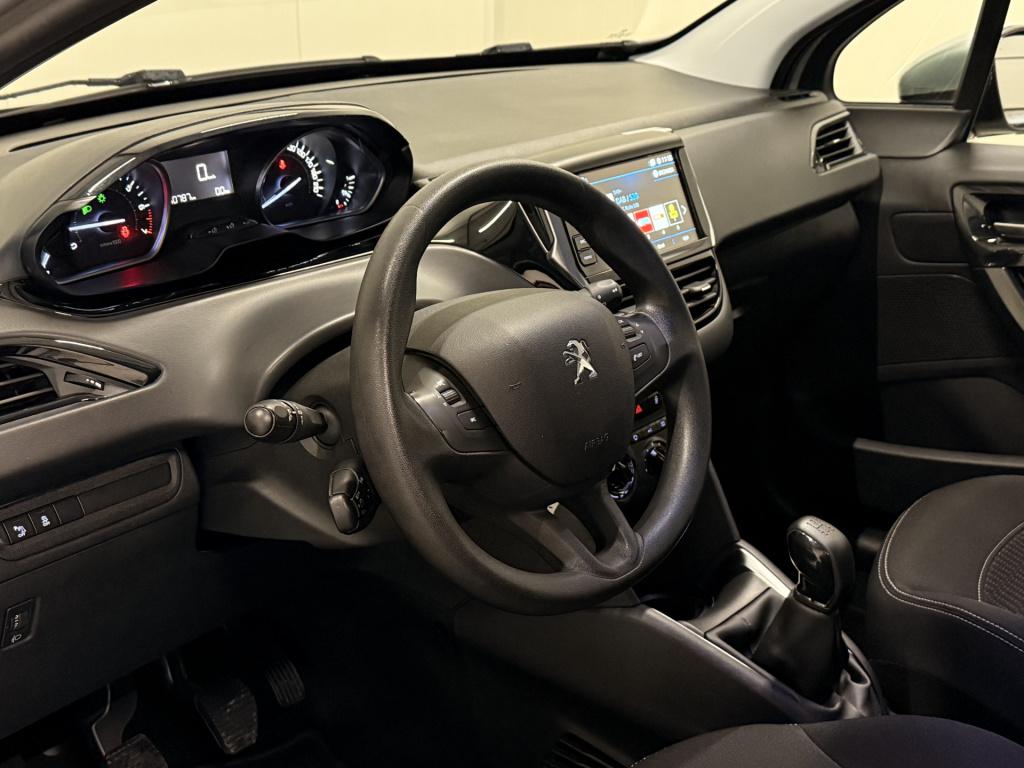 Peugeot 208 1.2 puretech blue lion | led | dab | airco | cruise | apple car