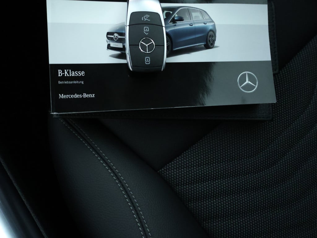 Mercedes-Benz B-Klasse 250 e business line | parktronic | stoelverwarming |