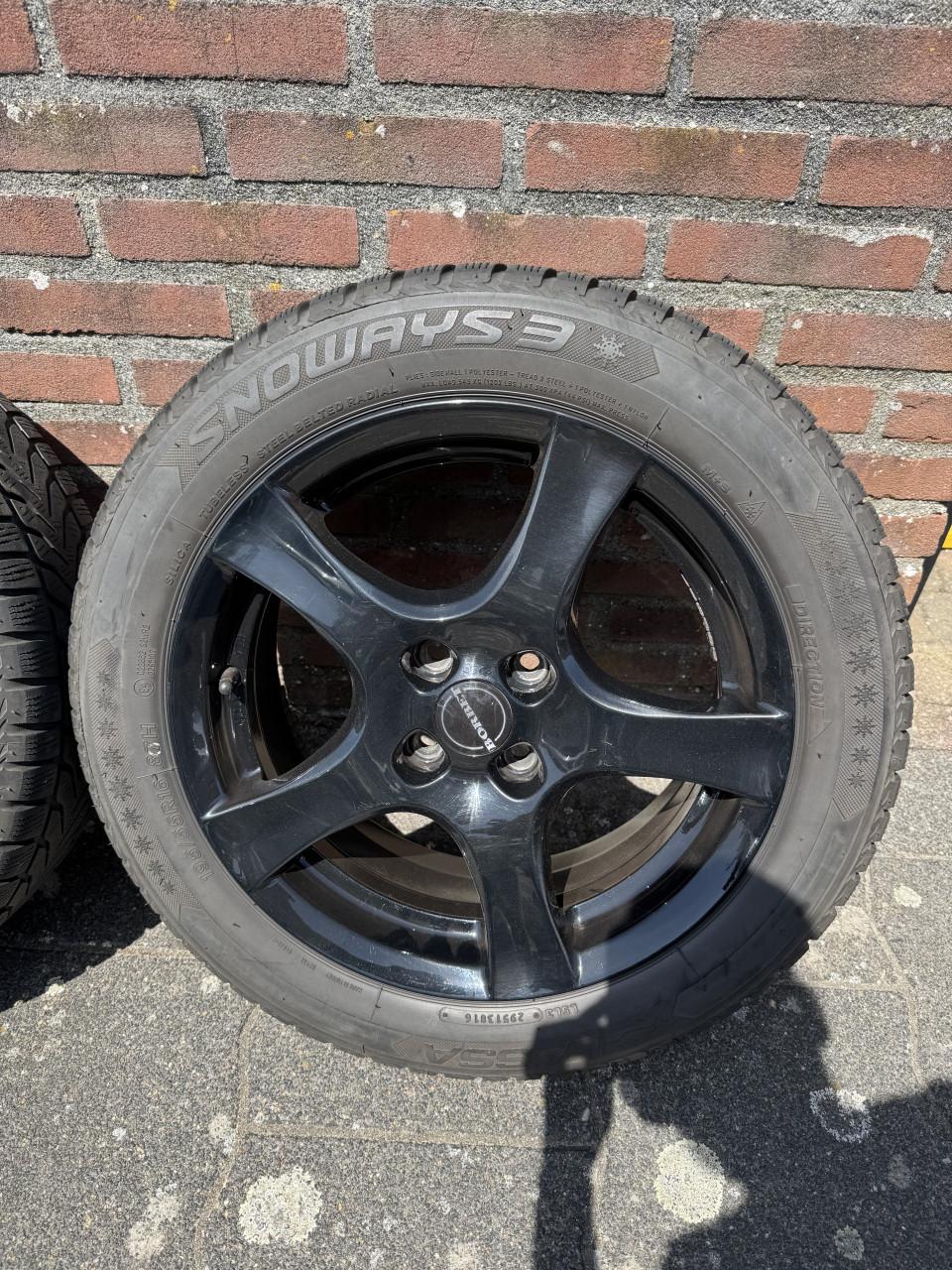 Velgen met winterbanden