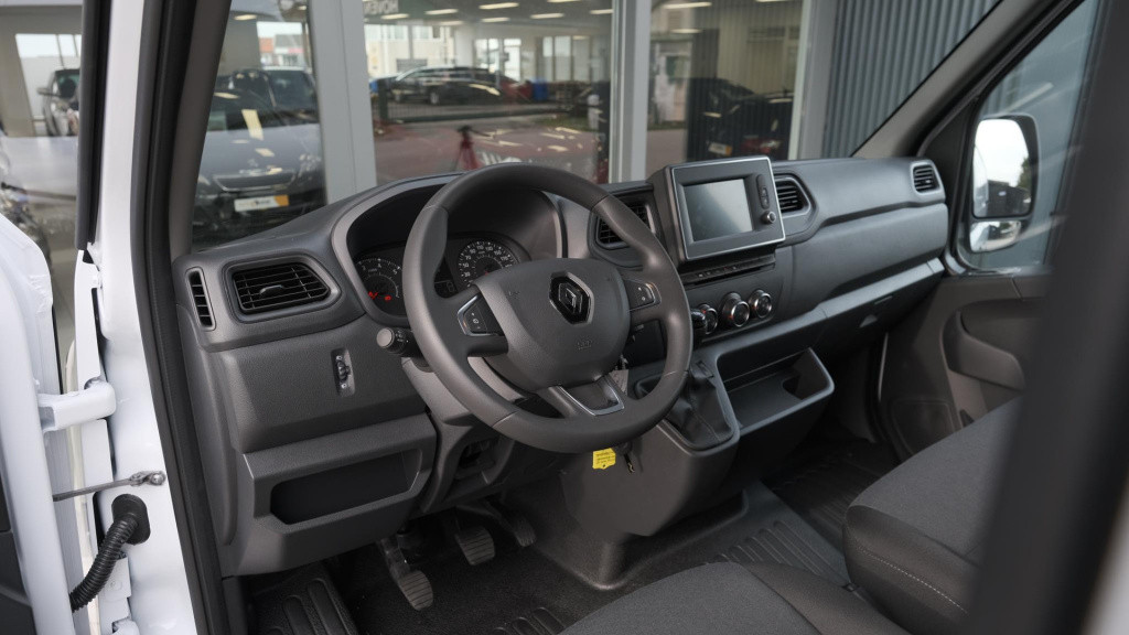 Renault Master t35 2.3 dci 135 l2h2 comfort | direct leverbaar | navigatie 