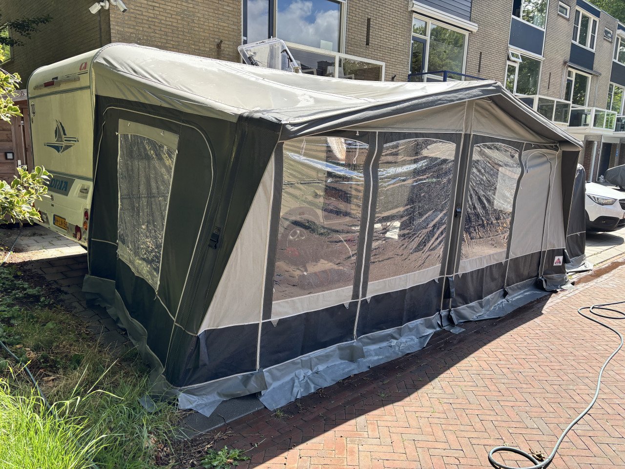 Adria Adiva 502 UP / Dorema Air voortent / Kampa Air luifel ( 2003)
