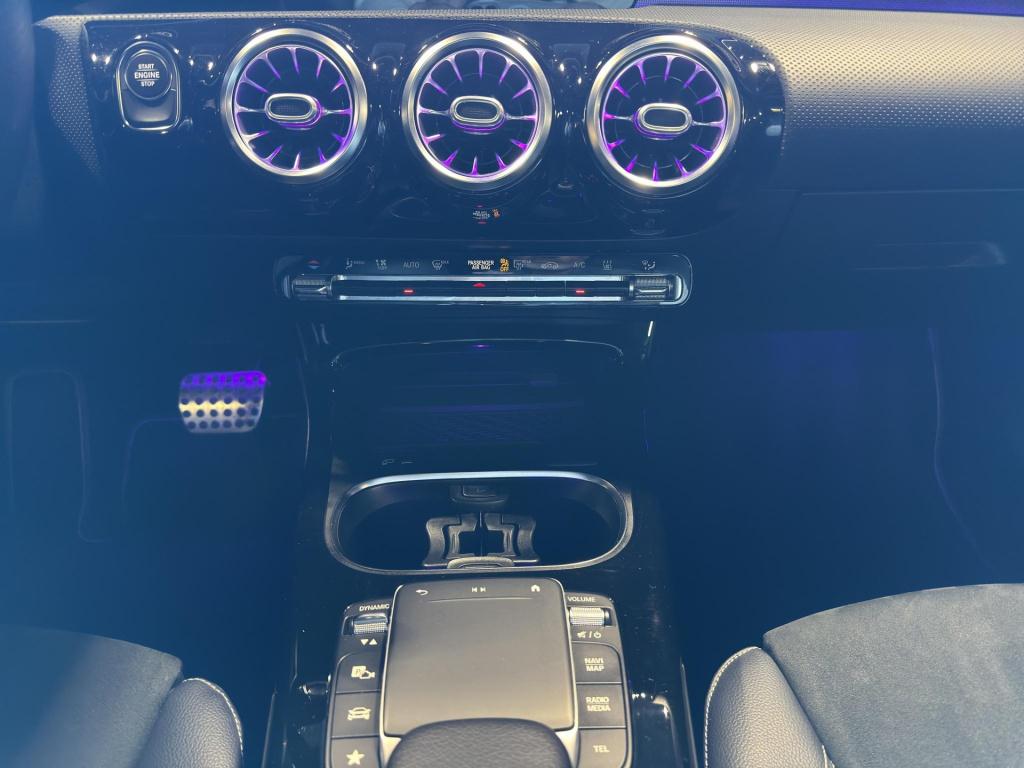 Mercedes-Benz Cla shooting brake 250 e amg line | panoramadak | stoelverw |