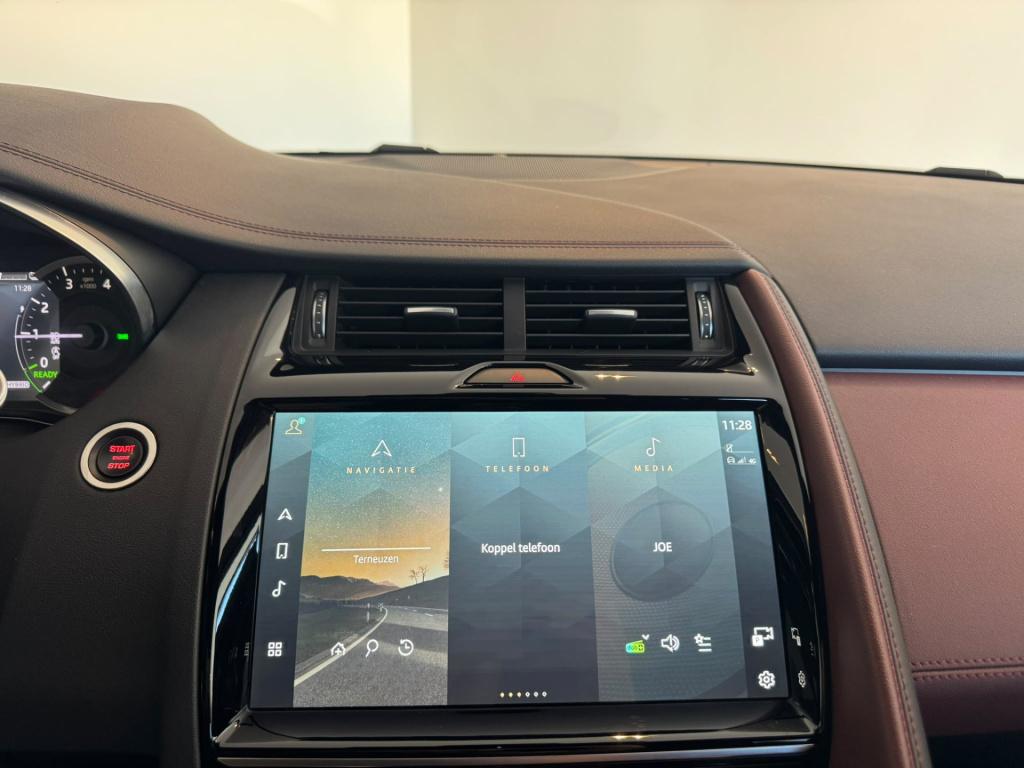 Jaguar E-pace 1.5 p300e awd r-dynamic s