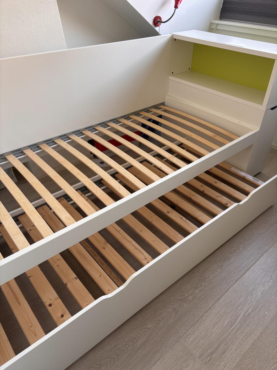 Bedbank met onderbed (Vihals van IKEA)