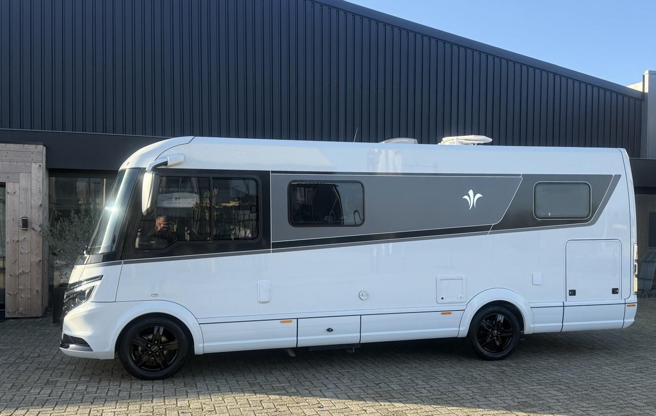 Niesmann+Bischoff  Ismove 7.3 E ClouLine Automaat (zeer exclusief)