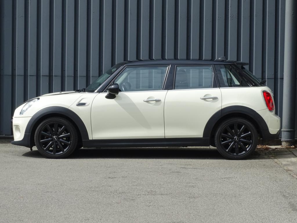 Mini 5-deurs mini 1.5 cooper business | led | navi | bluetooth