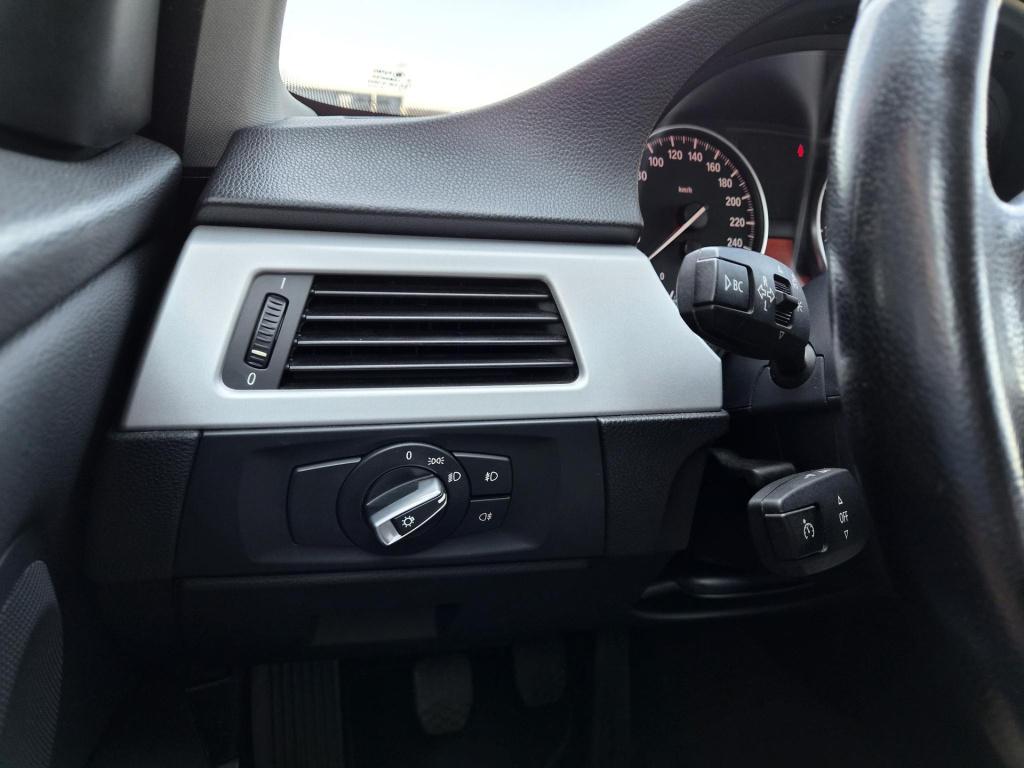 BMW 3-serie touring 318i business line style