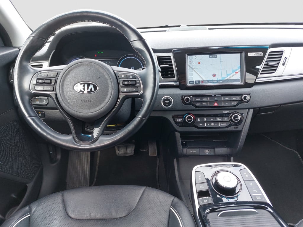 Kia E-niro executiveline 64 kwh | navigatie | leder | 1 fase