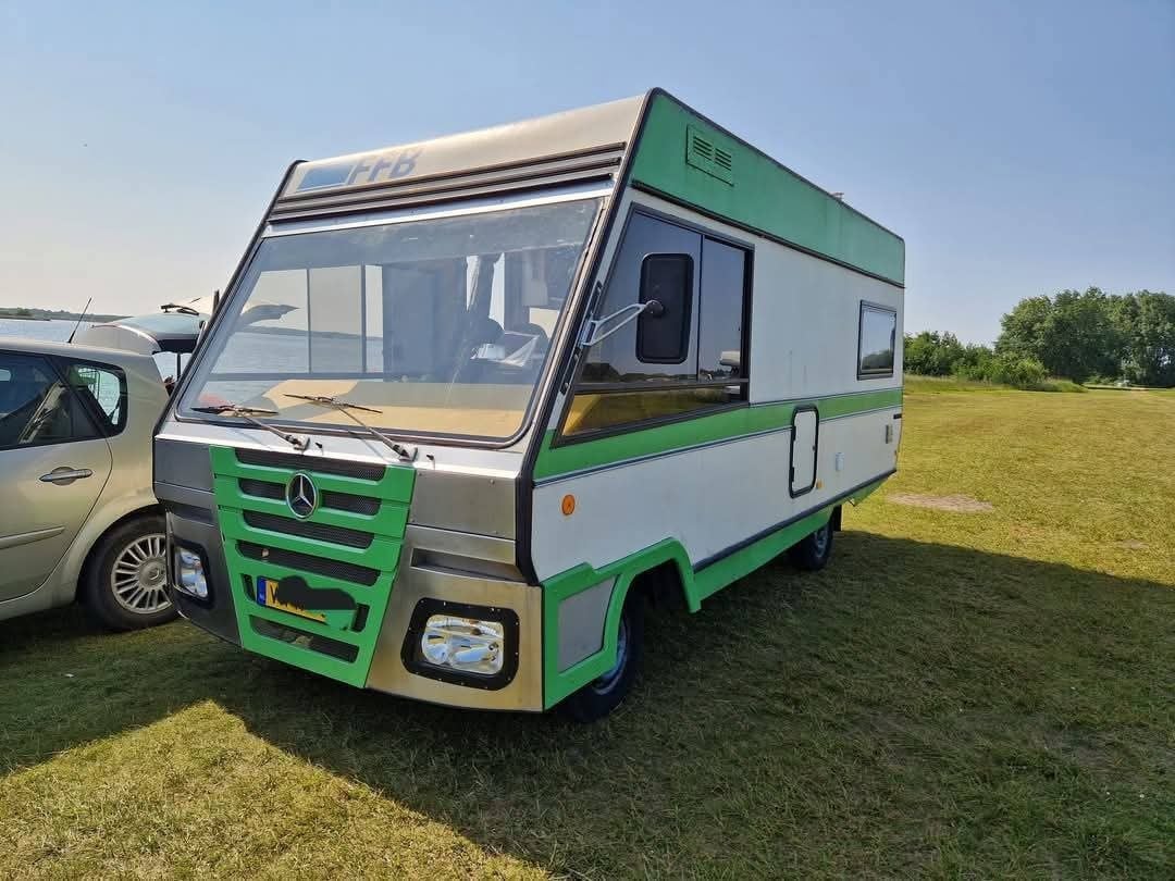 FFB Mercedes Camper (1980)