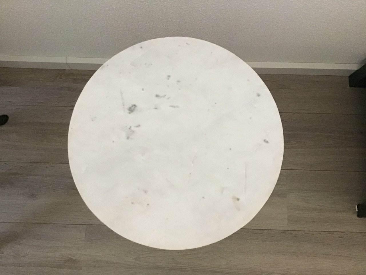 Bijzettafel marmer rond