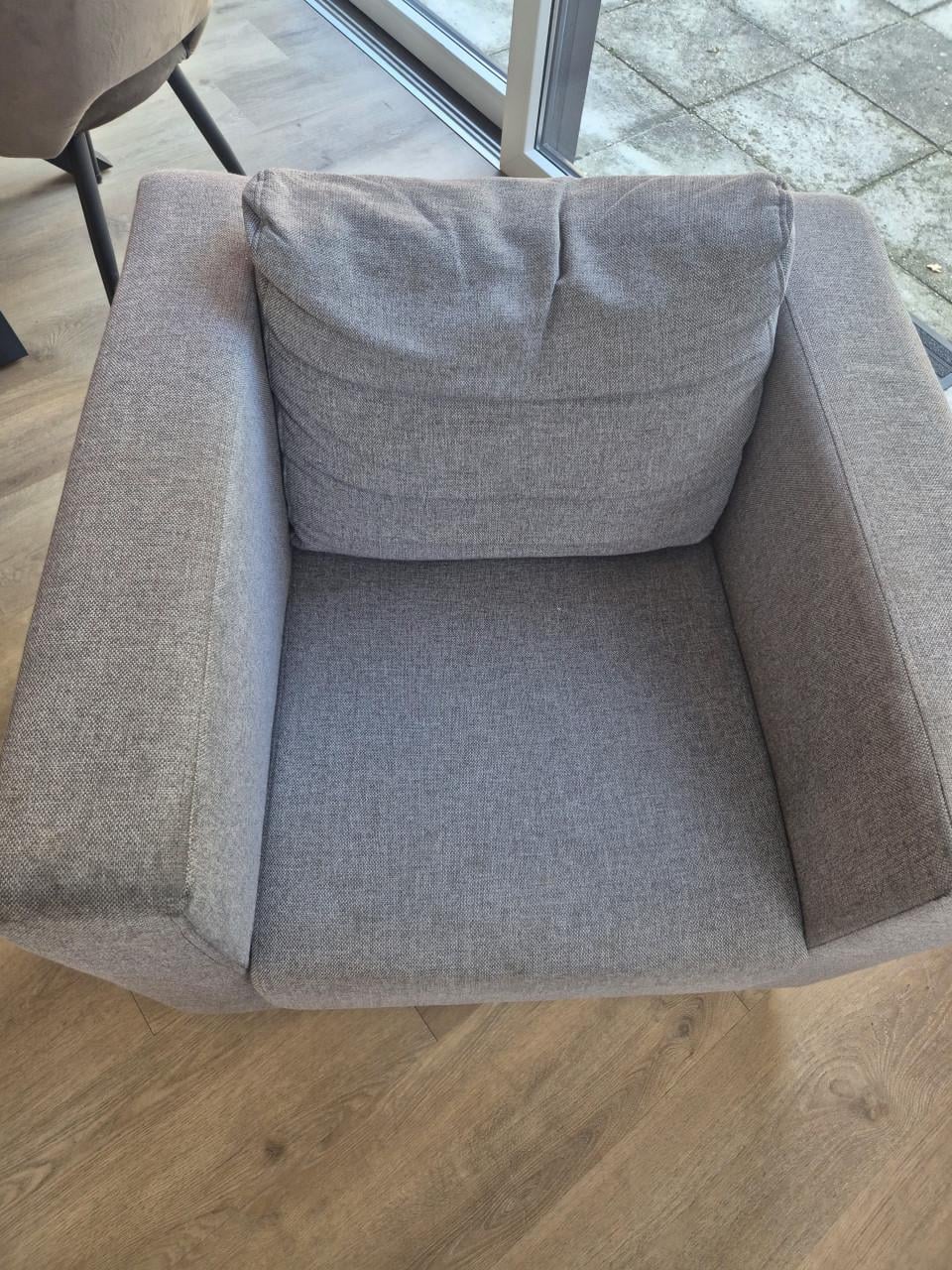 Gratis af te halen: Fauteuil Woood