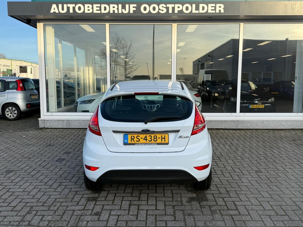Ford Fiesta 1.25 titanium 5 deurs
