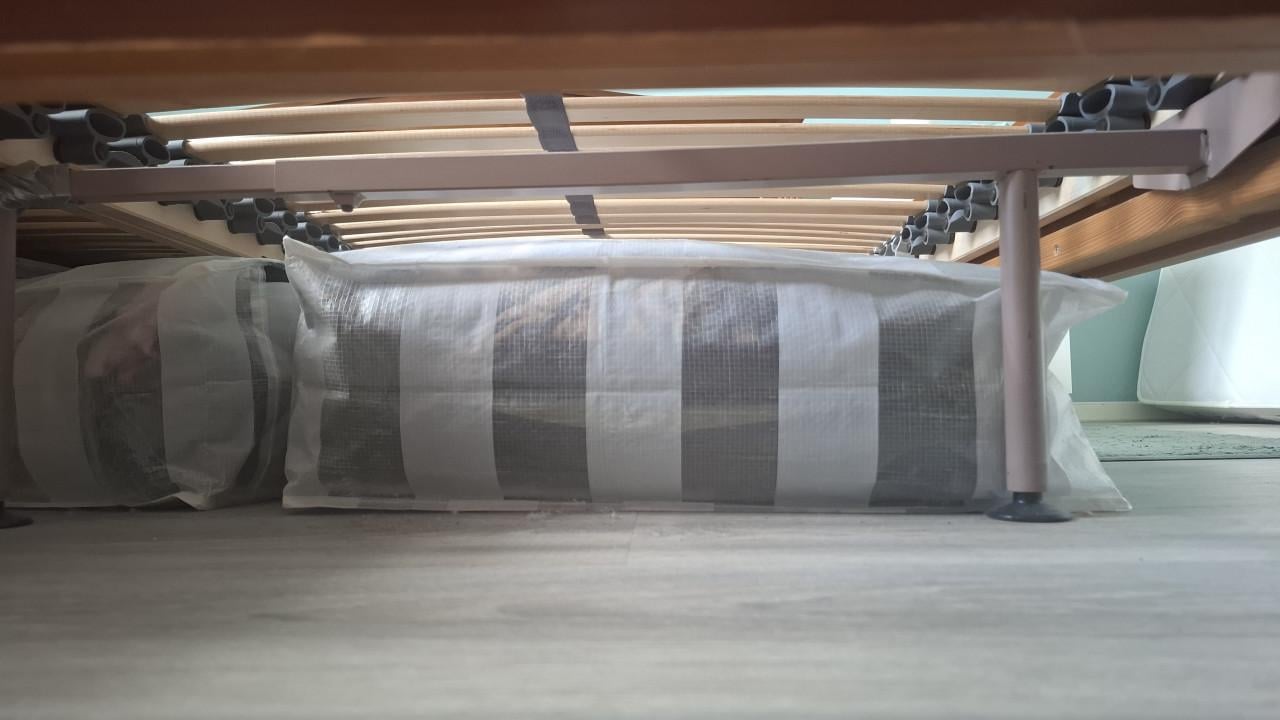Tweepersoons bed met lattenbodems 160x200
