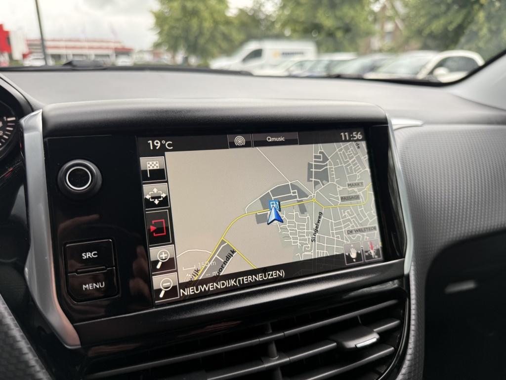 Peugeot 2008 1.2 puretech gt-line - trekhaak - parelmoerwit -