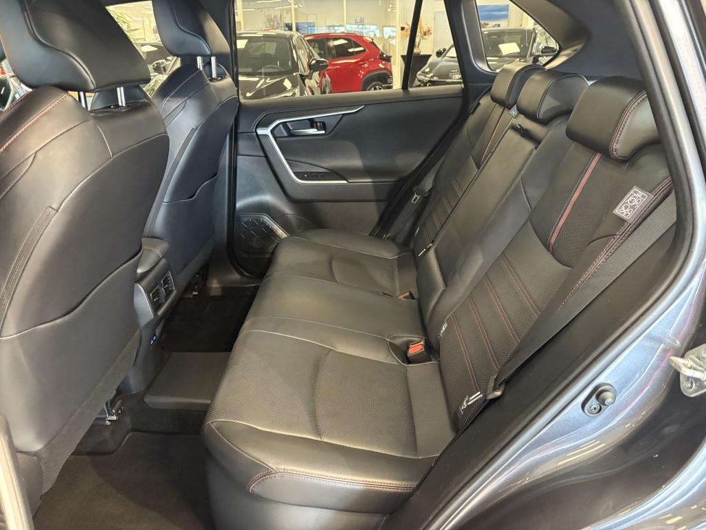 Toyota Rav4 2.5 plug-in hybrid. bi-tone+ | trekhaak |