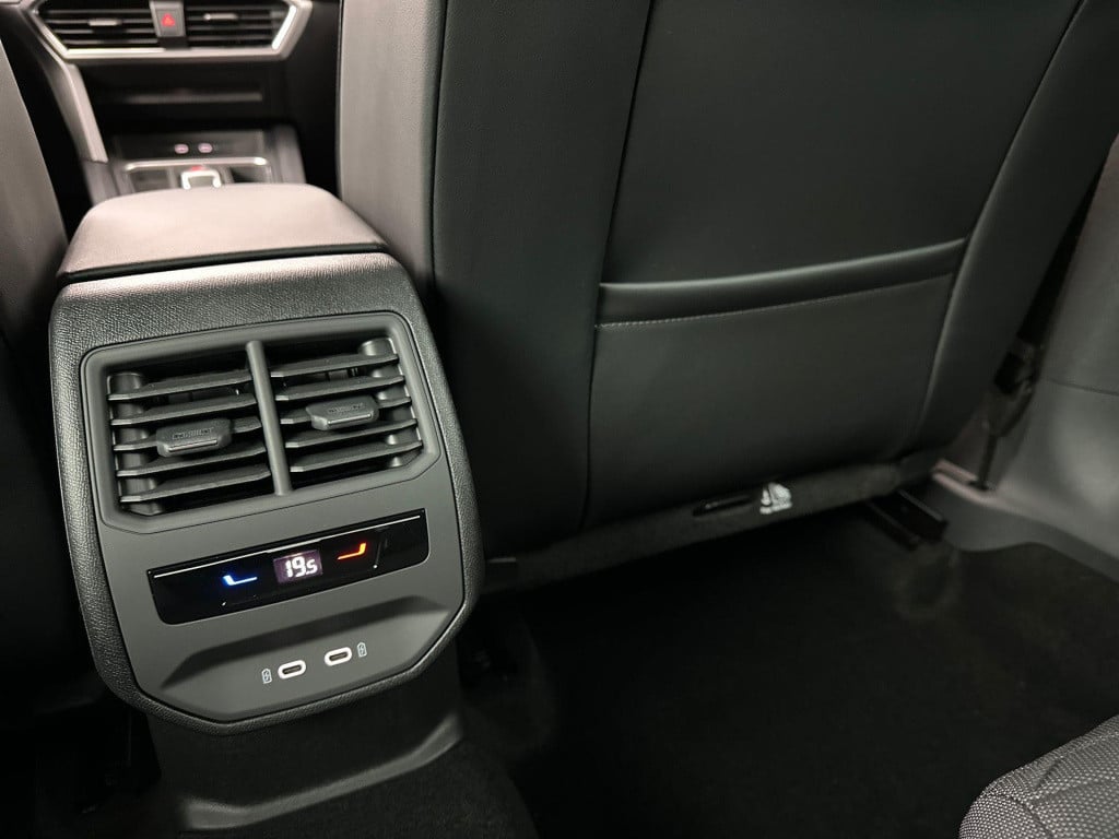 Seat Leon sportstourer fr phev first edition 1.5 tsi ehybrid 150kw / 204p