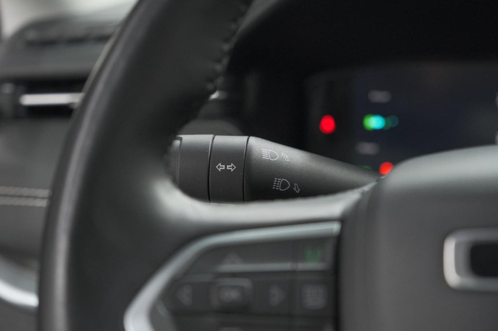 Jeep Compass 4xe 190 plug-in hybrid electric limited | elektrisch panoramad