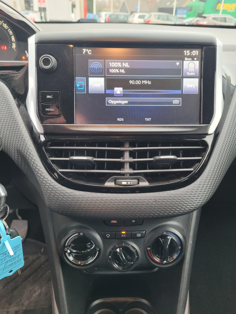 Peugeot 2008 1.2 puretech urban cross