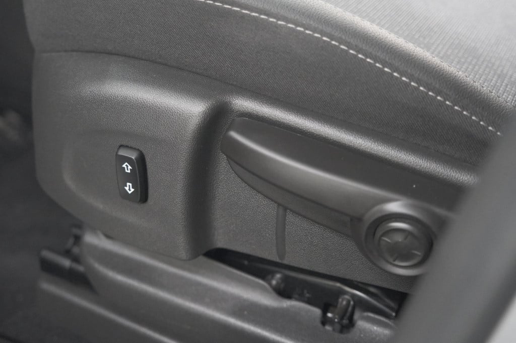 Opel Crossland X turbo 110 elegance | camera | navigatie | parkeersensoren 