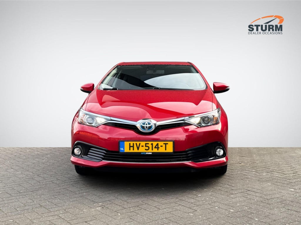 Toyota Auris 1.8 hybrid dynamic | trekhaak | navigatie | camera | keyless e