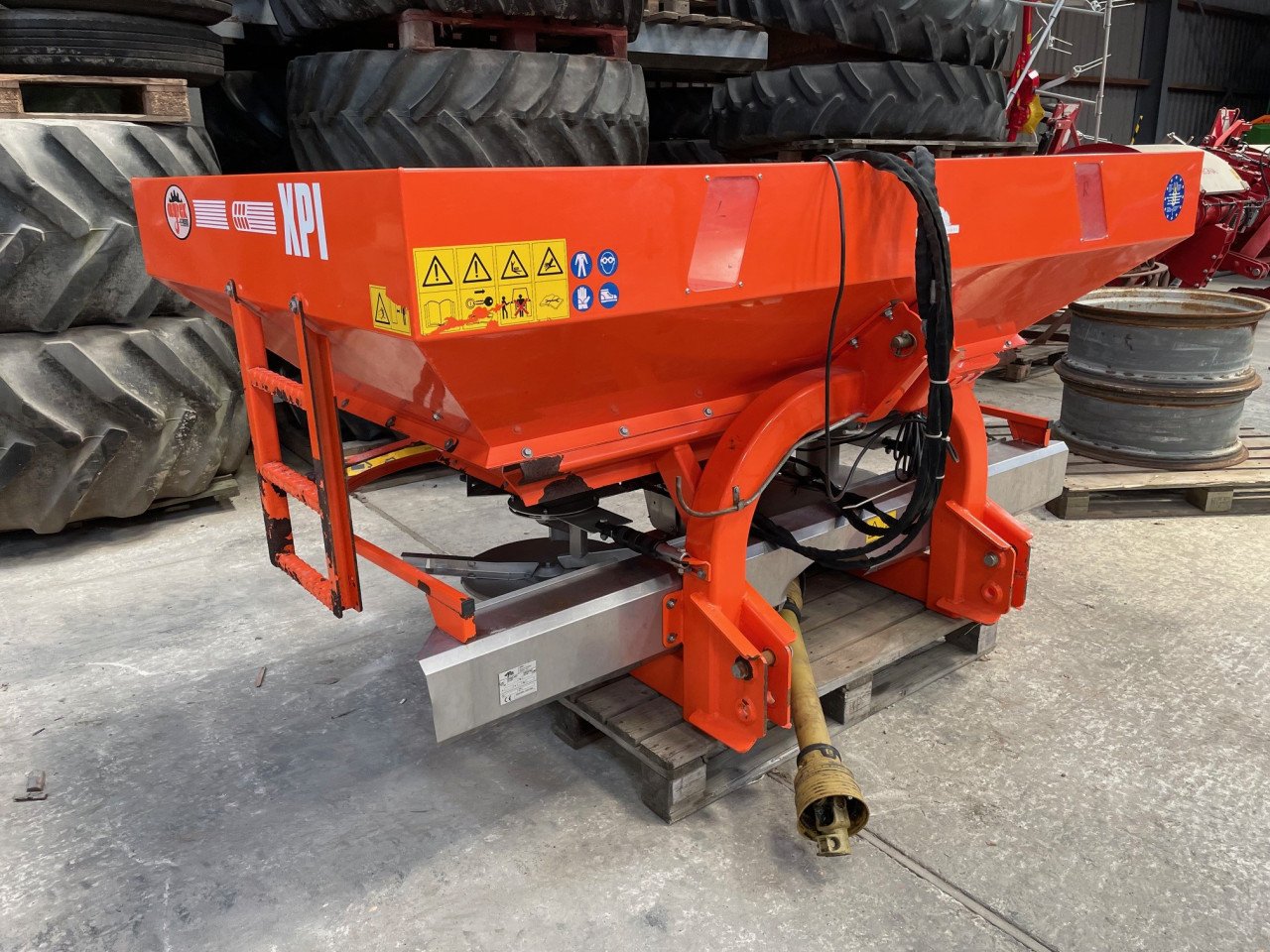 Agrex XPI 1500 kunstmeststrooier Bouwjaar 2014