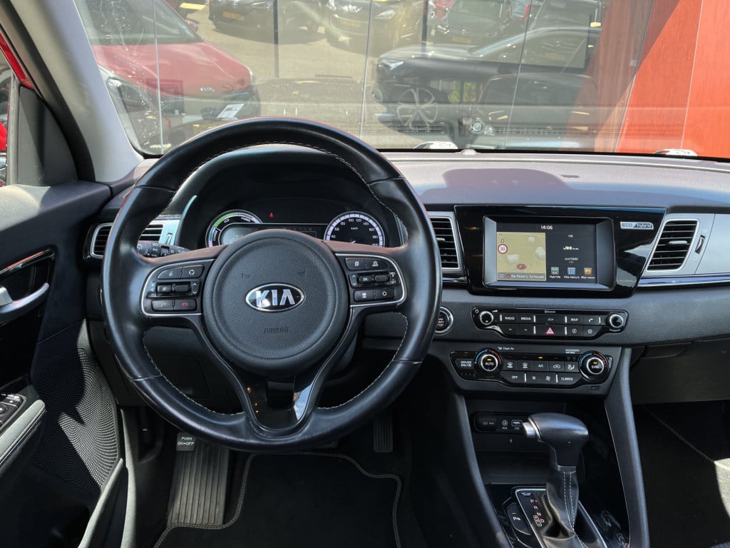 Kia Niro 1.6 gdi hybrid businessline | kanteldak | carplay | camera | trekh