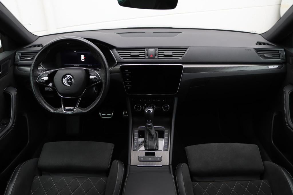 Skoda Superb combi 1.4 tsi iv sportline business 218pk dsg6