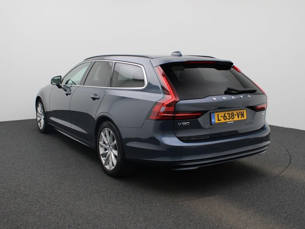 Volvo V90 2.0 b4 momentum business | automaat | navigatie | leder | apple c