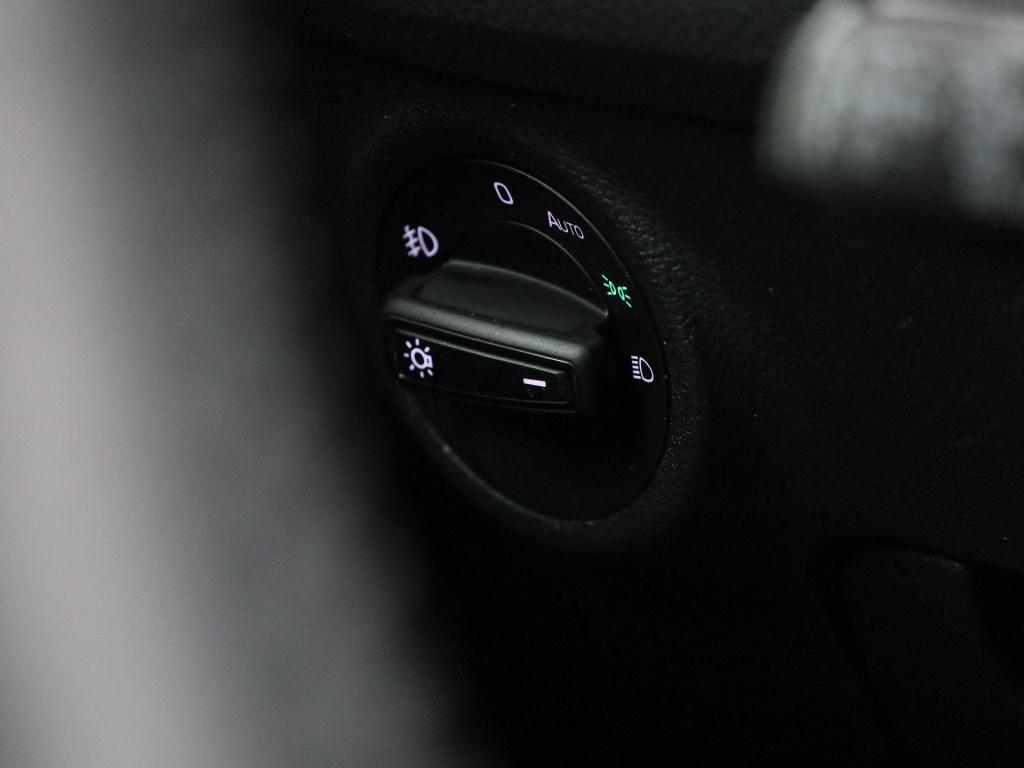 Skoda Kodiaq 1.5 tsi business edition | automaat | navigatie | stoel verwar