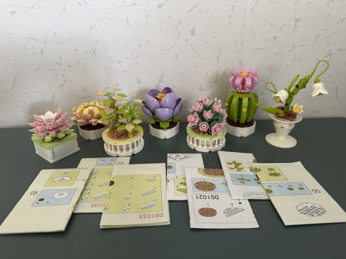 8 leuke mini bloemen / planten van bouwsteentjes past op lego