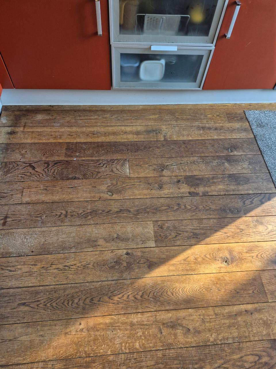 Hardhouten vloer 33 vierkante meter