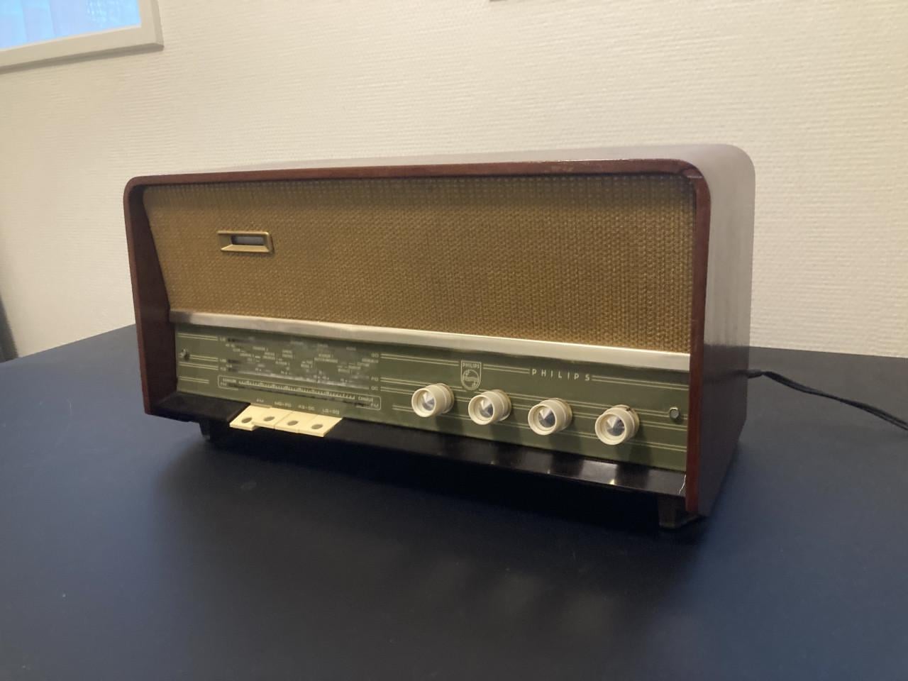 Mooie kleine Tafelradio Philips