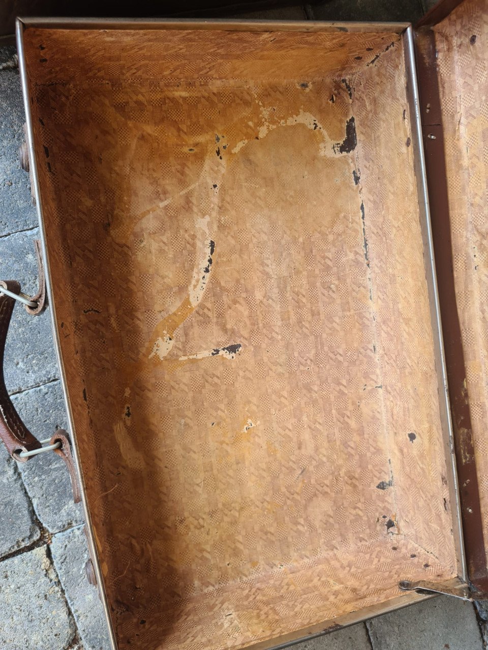 Twee oude lederen koffers