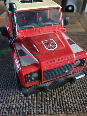 Leuke vintage Bruder Landrover brandweerauto met accessoires...