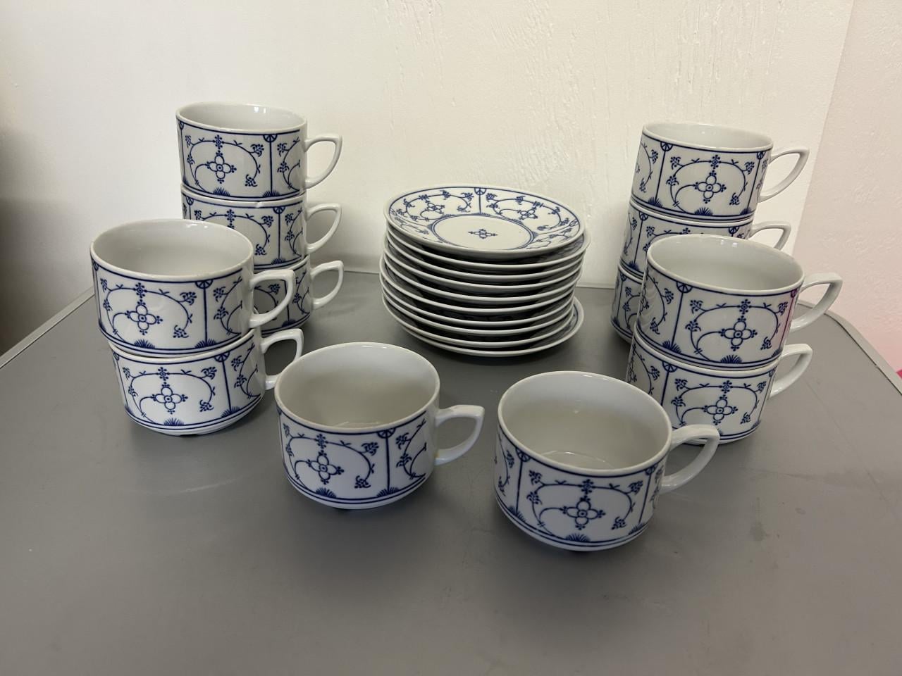 Blau-Saks Jäger servies. Porselein