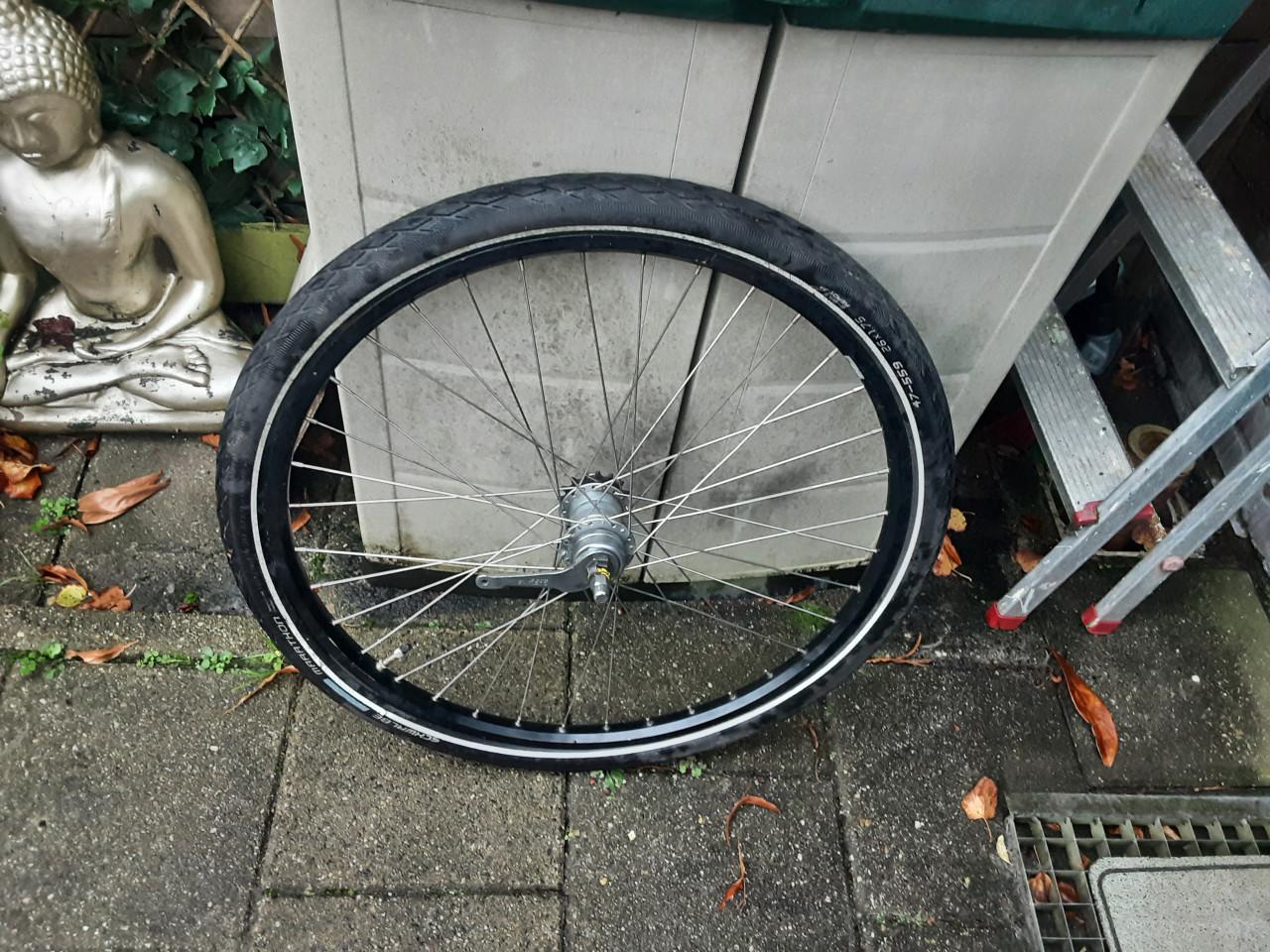 26 x 1,75 inch nexus achterwiel, 3 speed,terugtraprem