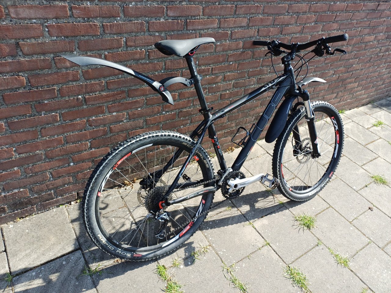 Mountainbike Cube LTD