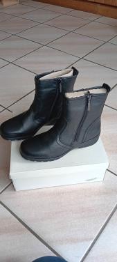 NIEUWE GEVOERDE DAMESLAARS