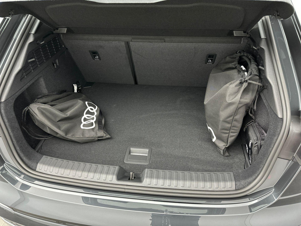 Audi A3 sportback advanced edition 40 tfsi e 150 kw / 204 pk sportba