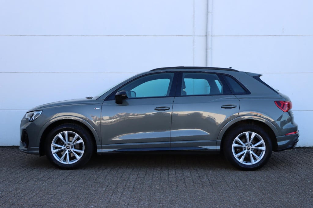 Audi Q3 35 tfsi s-line edition 150pk