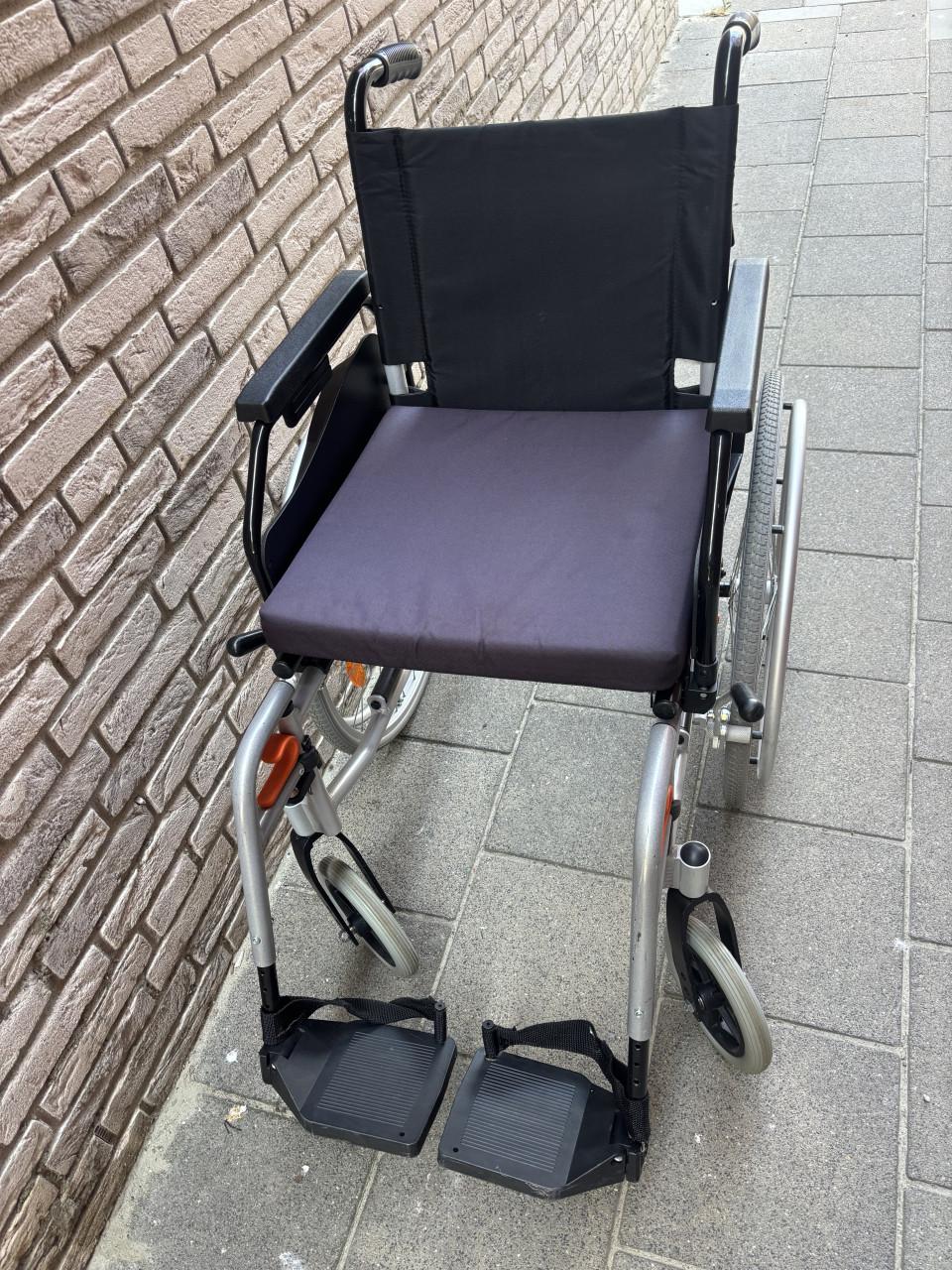 Rolstoel opvouwbaar lichtgewicht