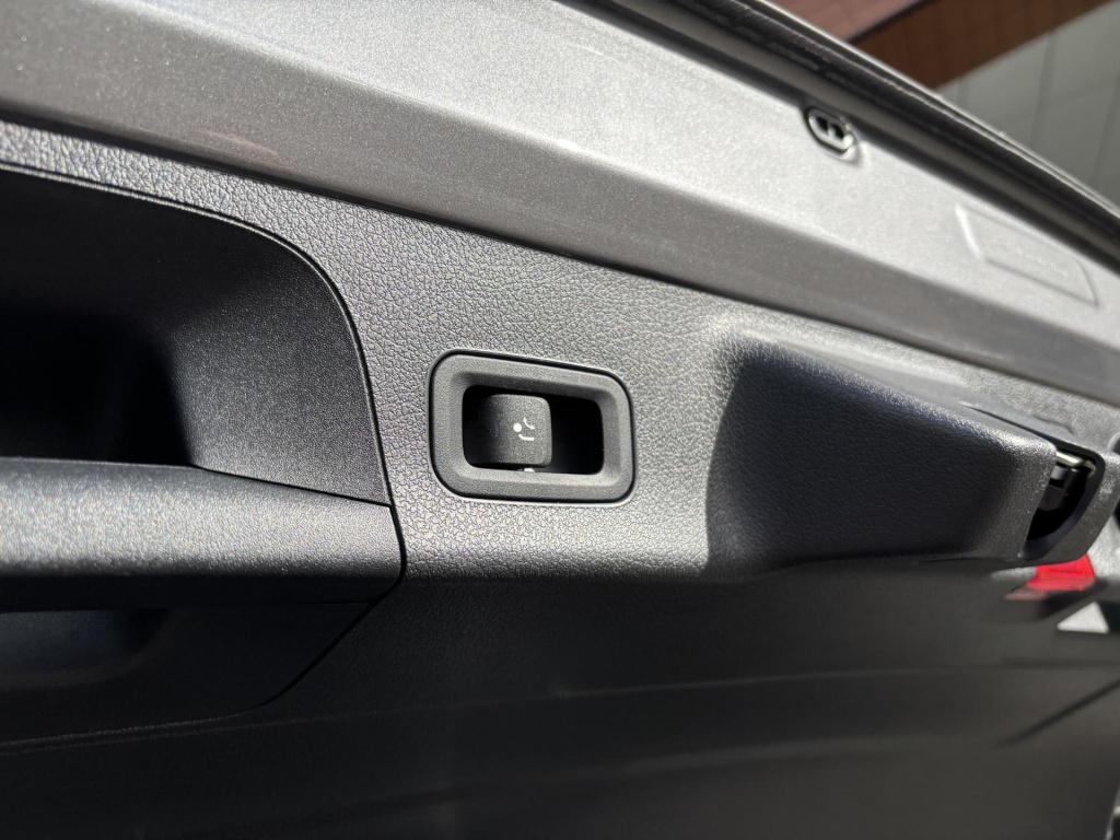 Mercedes-Benz Cla shooting brake 200 business solution luxury