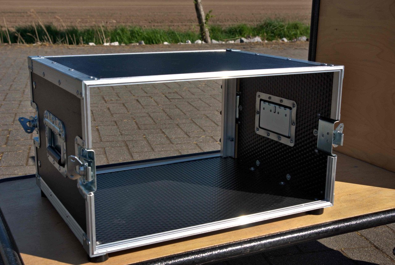 Te koop 19" flightcase
